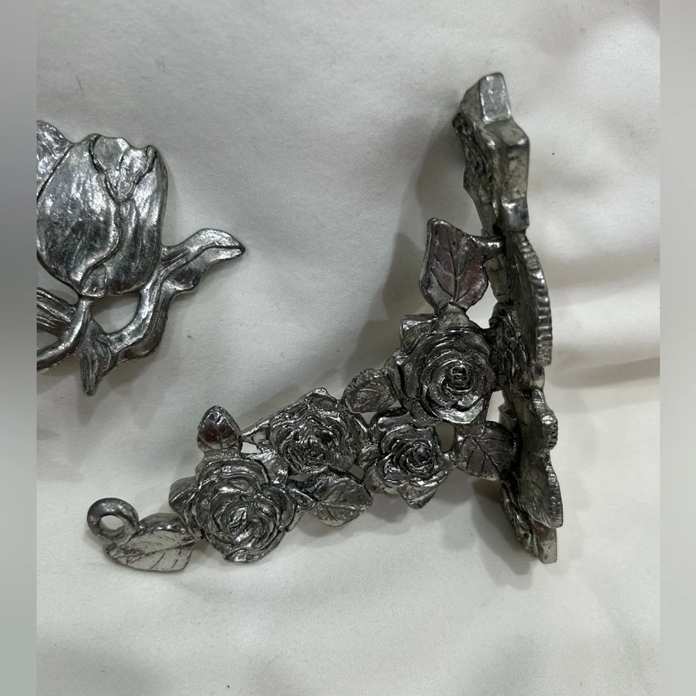 Silver Floral Hanging Wall Brackets